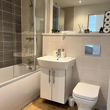 Centre Penthouse Skyline Views - Free Gym Netflix Ps4 Apartment Birmingham